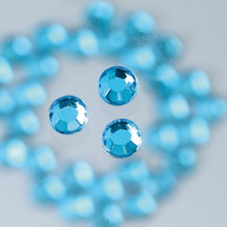 Strasteine aquamarine aufbgelbar 5 mm